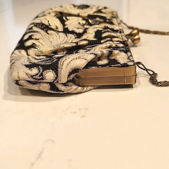 Black and White Tapestry Kiss Lock Evening Bag/Clutch - Picture 2 of 9